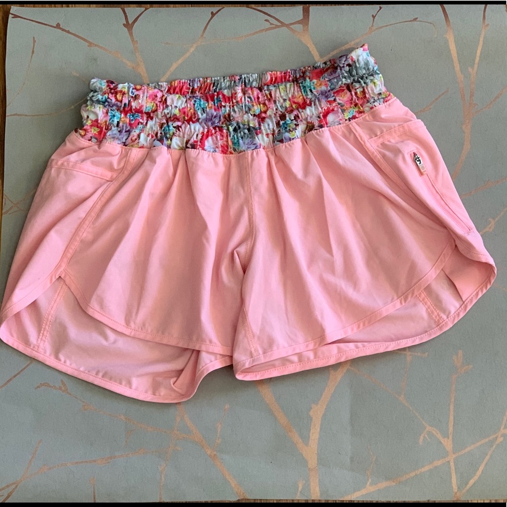 Lululemon tracker shorts 4inch